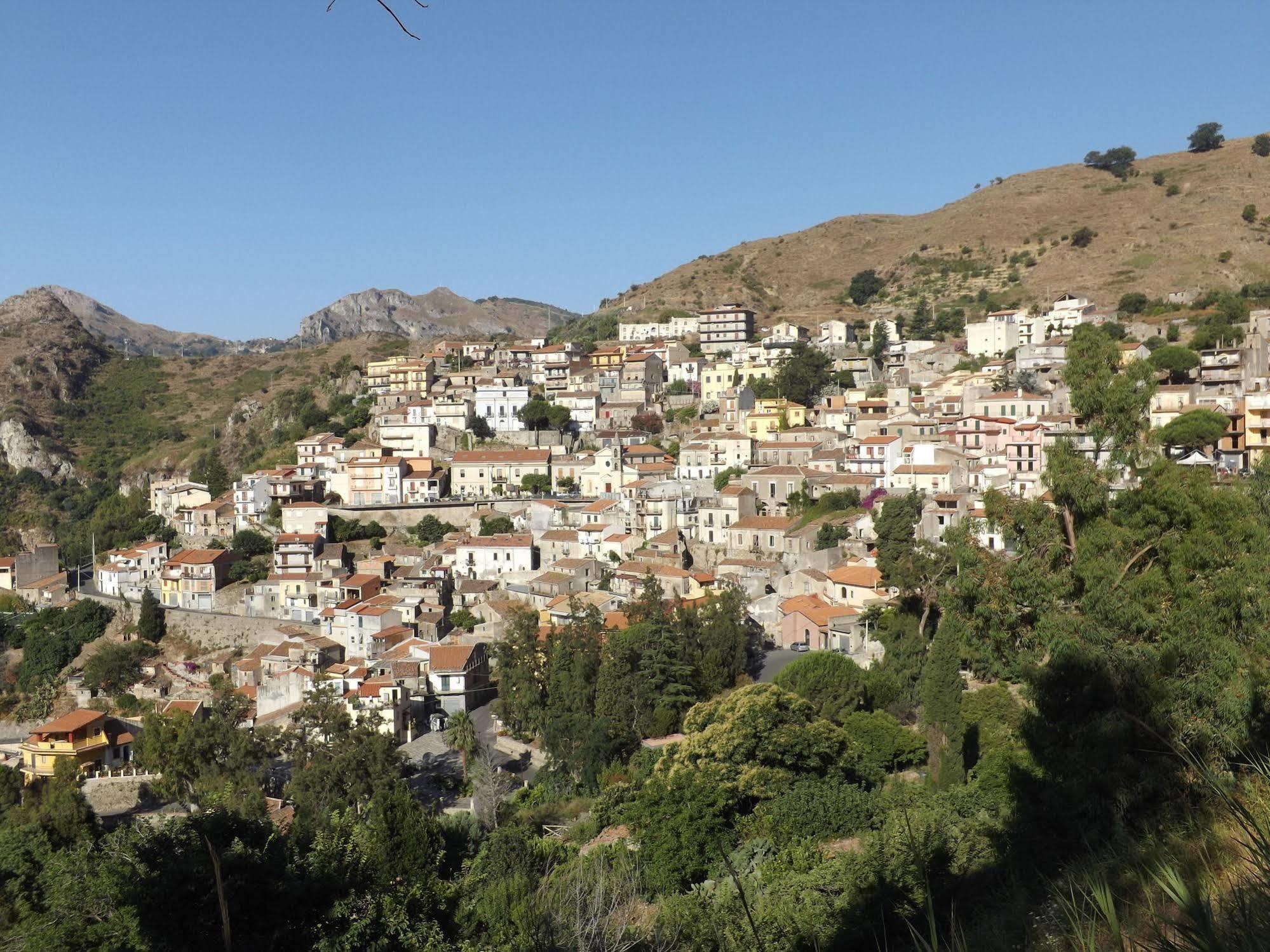 Albergo Diffuso Borgo Gallodoro Екстериор снимка